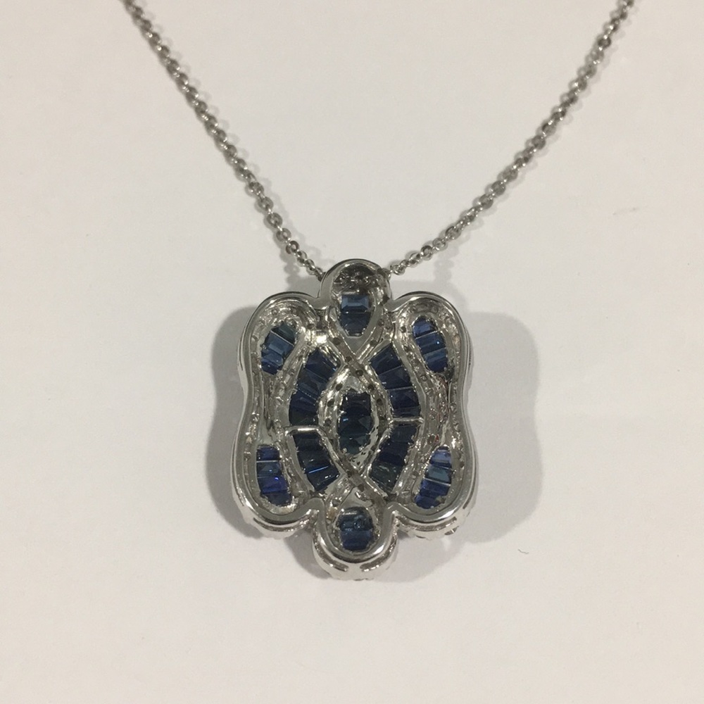 14k White Gold Diamond ๐ & Sapphire Pendant - Picture 3 of 6